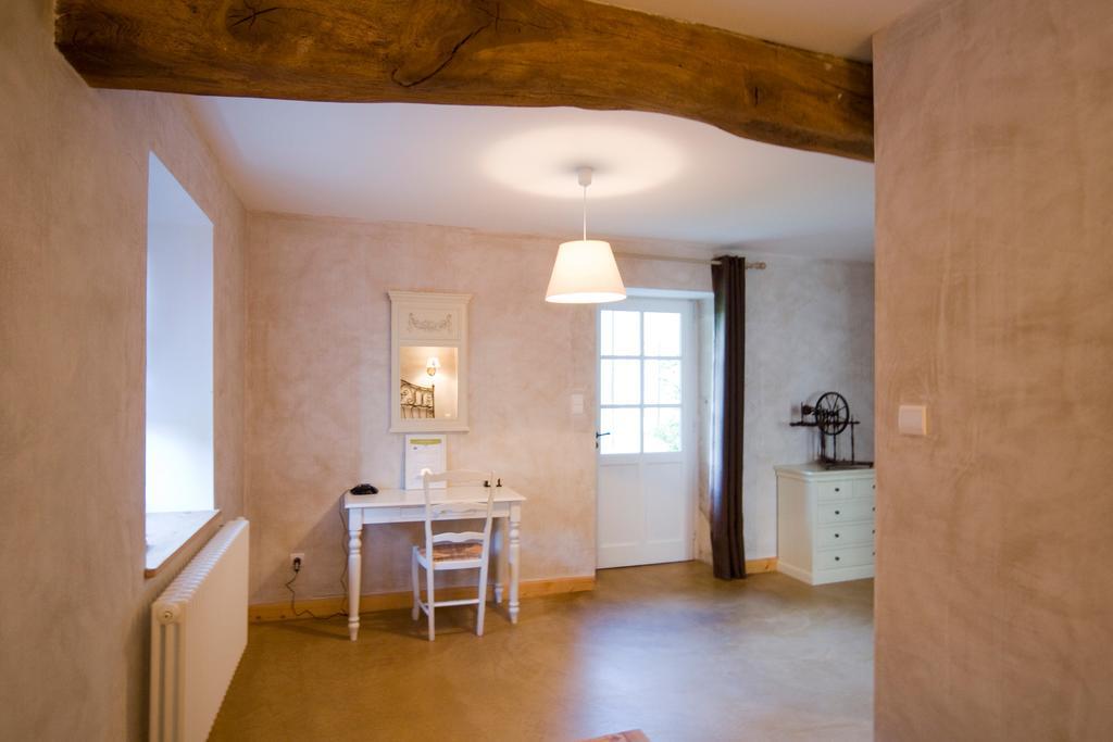 B&B La Cerisaie Francheleins Ngoại thất bức ảnh