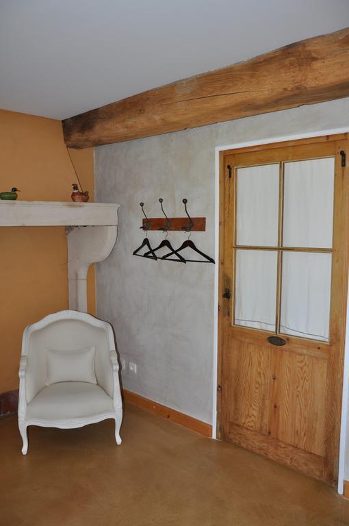 B&B La Cerisaie Francheleins Phòng bức ảnh